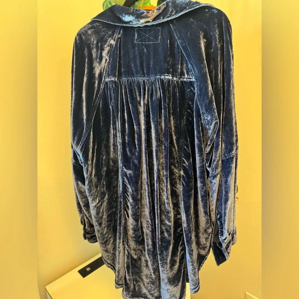 NEW!! Free People We The Free - Night Skies Velvet Top - Picture 8 of 14